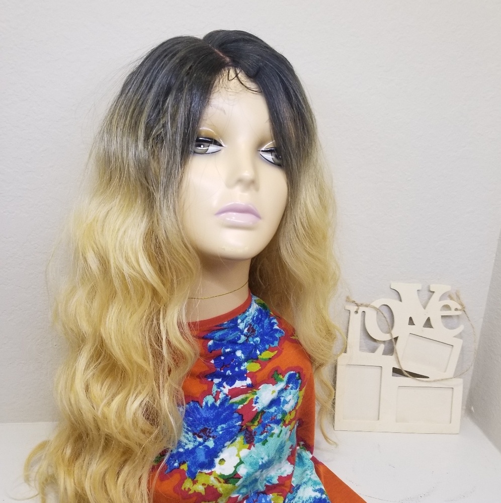 Beautiful blond wig with black root